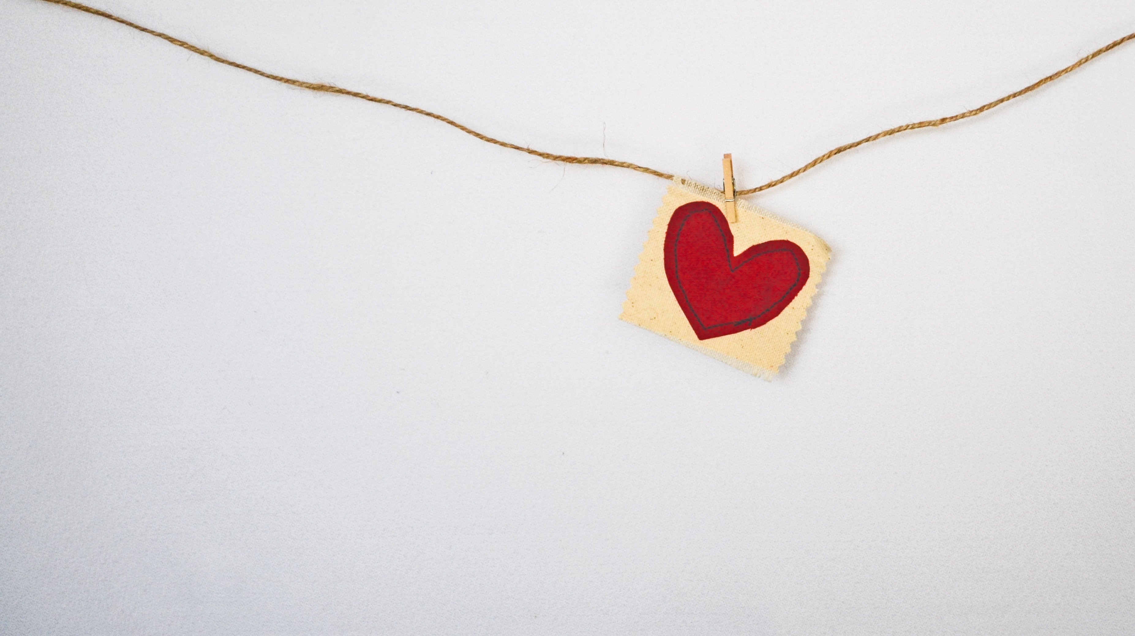 A heart cloth on string, made by someone celebrating Hood River Valentine's Day